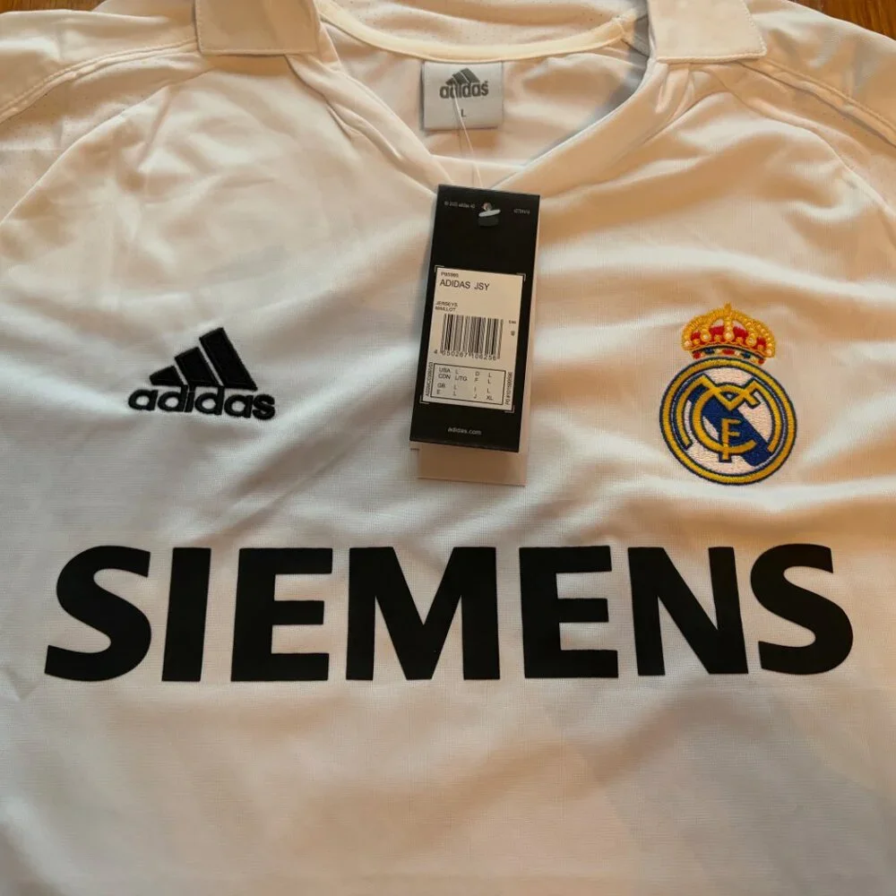 Zidane 2005/06 Retro Soccer Jersey – Size L – New - Picture 5 of 9